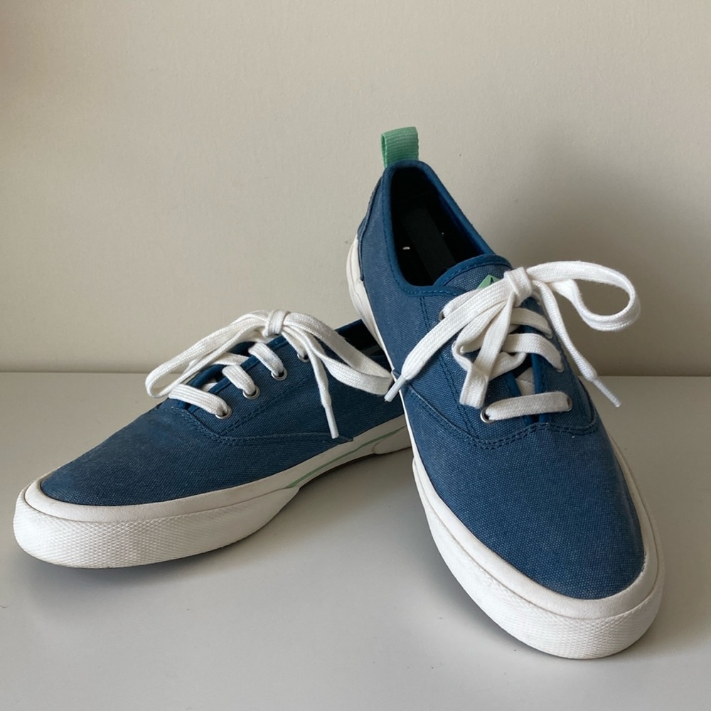 Women's Sperry Pier Wave CVO Retro Blue Denim Size 9.5 EUC